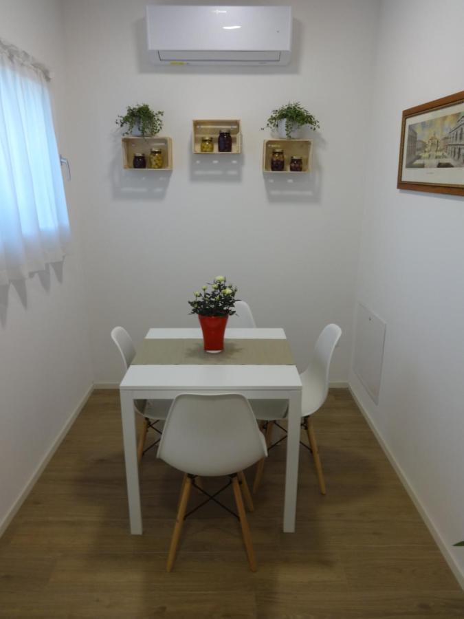 Residenza Capitello 48 Guest House Monticello Conte Otto ภายนอก รูปภาพ