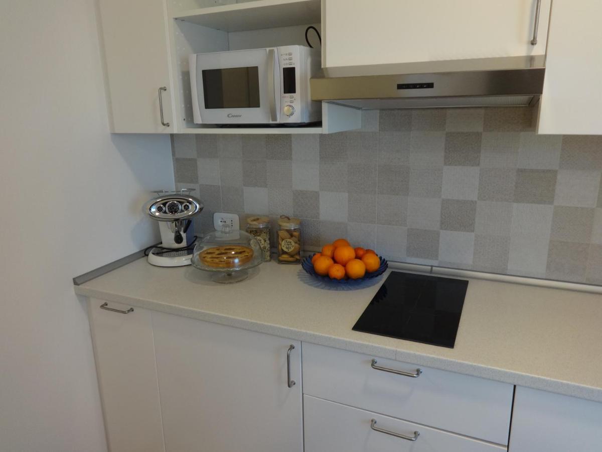 Residenza Capitello 48 Guest House Monticello Conte Otto ภายนอก รูปภาพ
